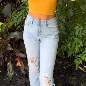 High rise rewash ripped jeans🤠